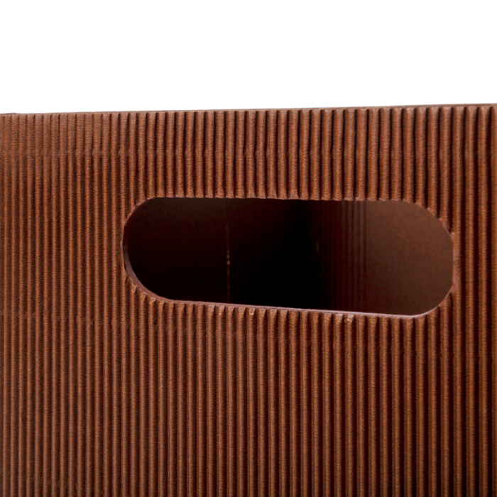 Caja marrón detalle