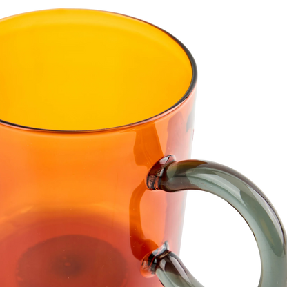 Taza con asa extragrande detalle